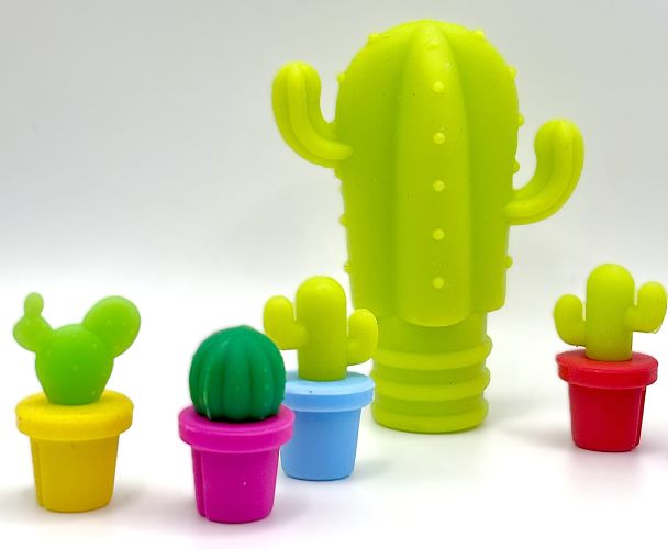 Cactus Bottle Stopper and Drink Marker Set