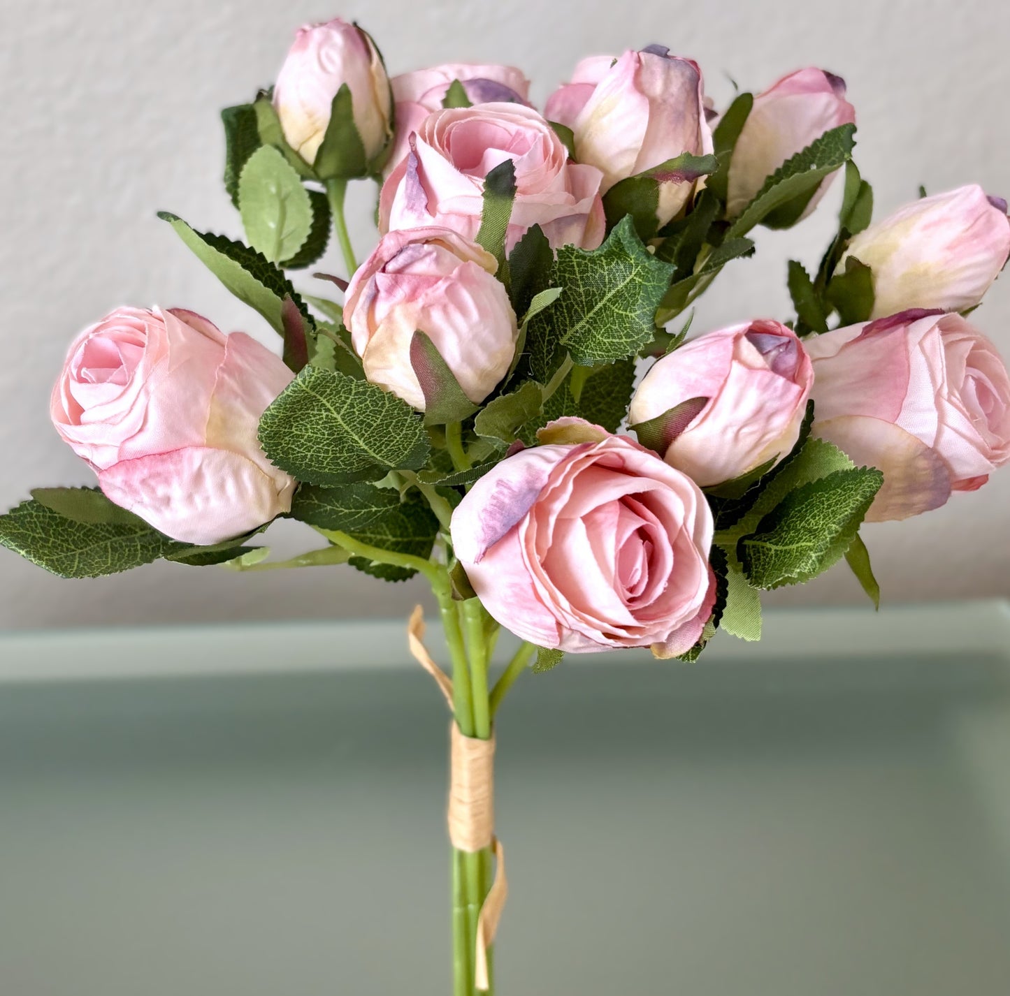 12 Head Rose Bouquet (3 colors)