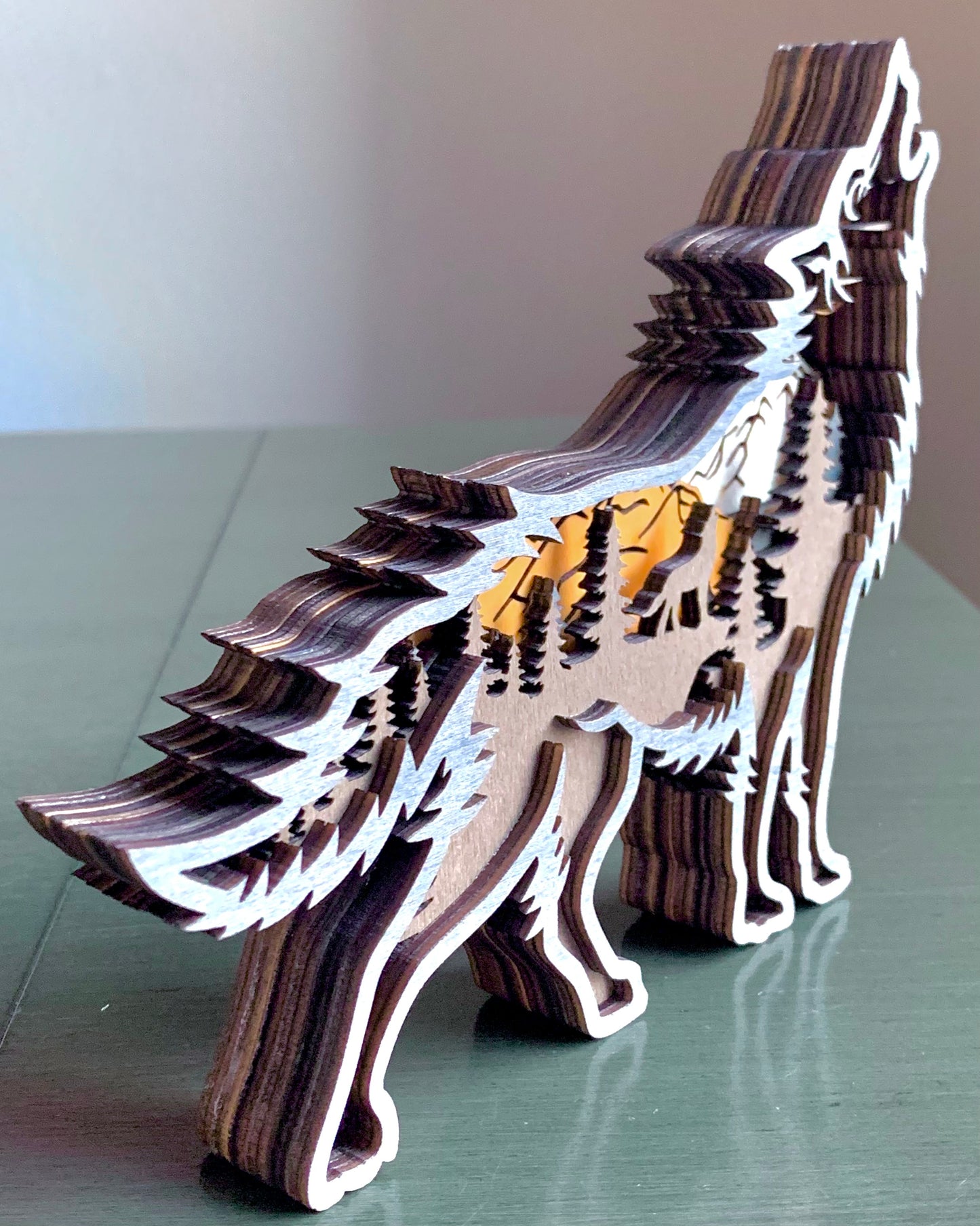 Howling Wolf Wood Diorama