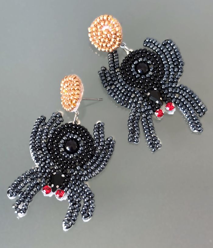 Hand Beaded Black Spider Halloween Earrings