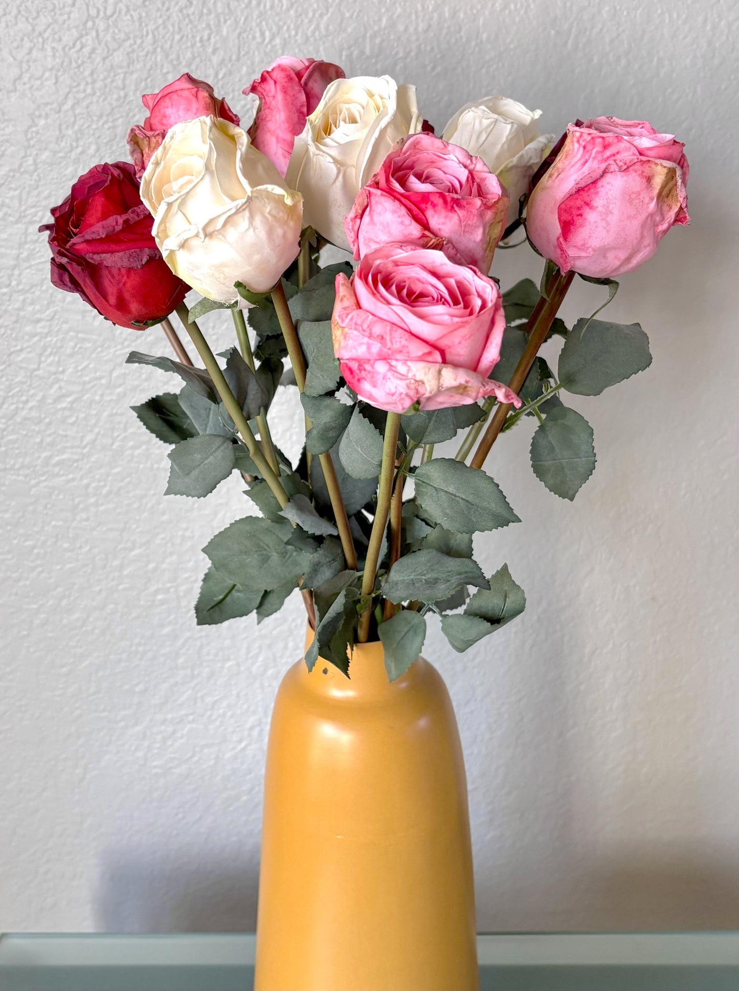 5 Long-Stem Roses (3 colors)
