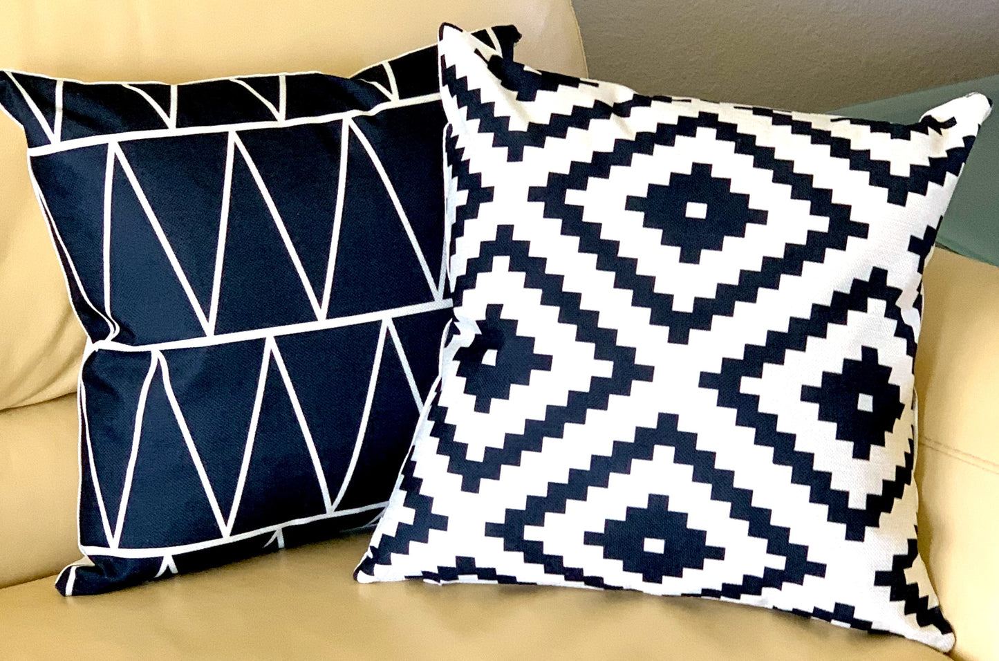 Black and White Mod Geometric Pillow Cover
