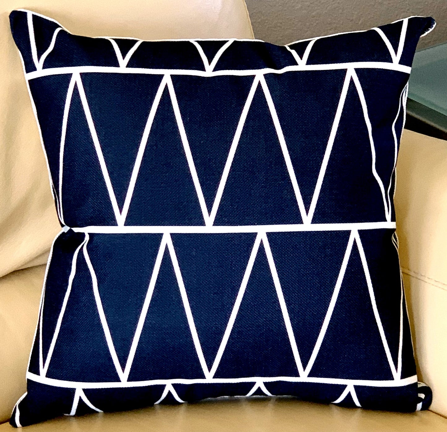 Black and White Mod Geometric Pillow Cover