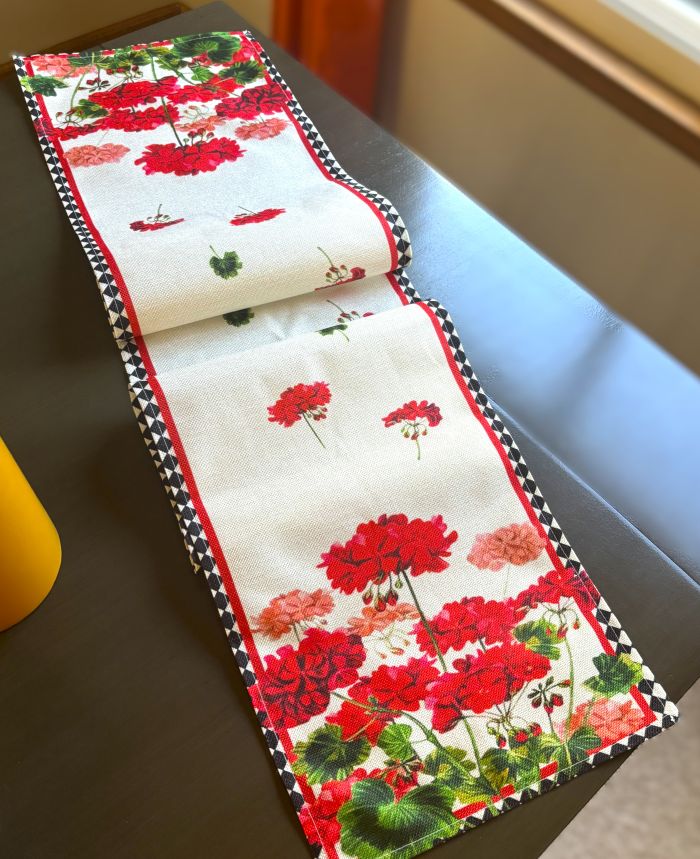Red Geraniums Table Runner (2 Sizes)