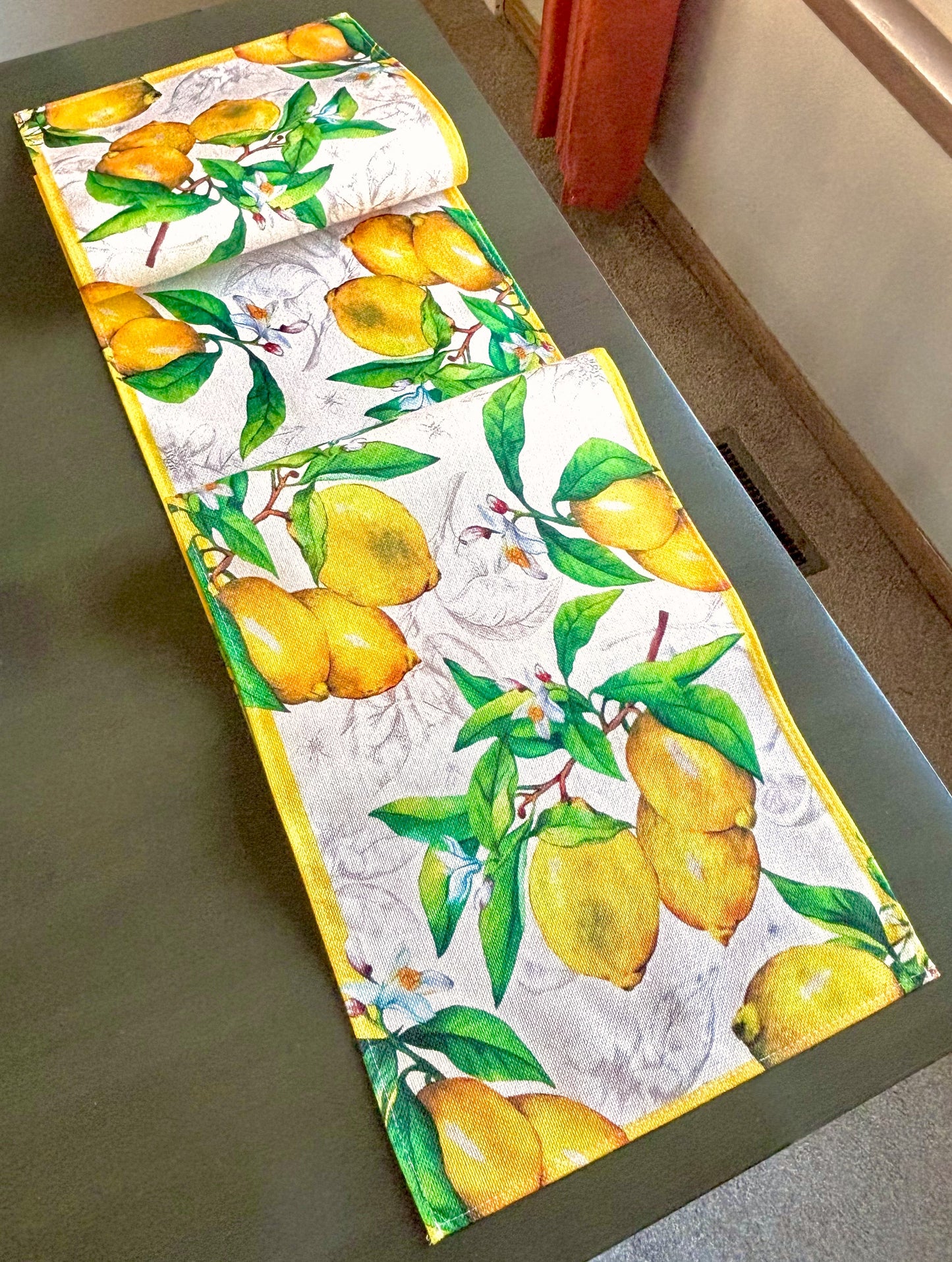 Lush Mediterranean Lemon Table Runner