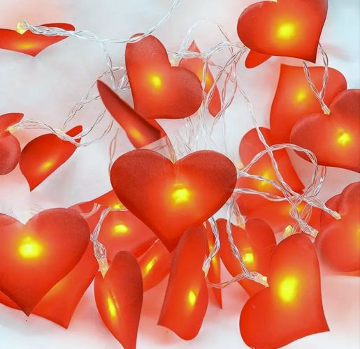 Puff LED Hearts String Lighting (3 colors)