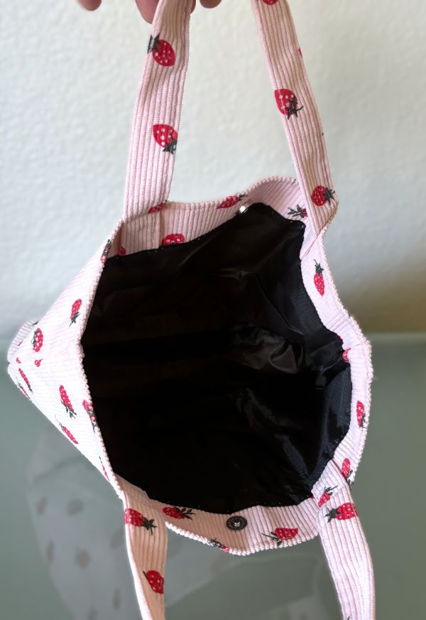Strawberry Tote Bag (2 Colors)