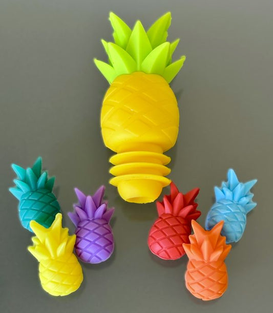 Pineapple Bottle Stopper and Drink Marker Set