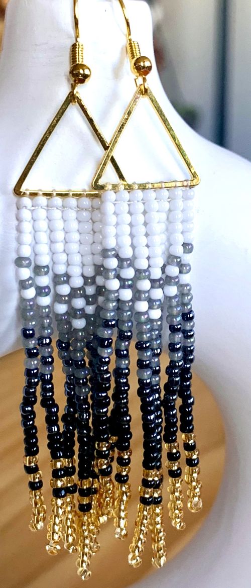 Gradient Color Hand Beaded Earrings (7 Colors)