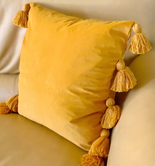 Fluffy Tasseled Solid Color Pillow Cover (3 colors)
