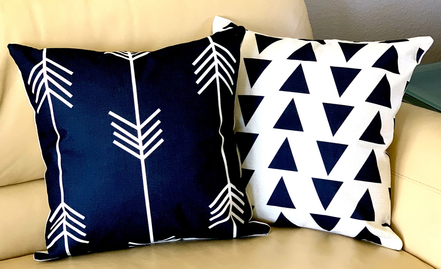 Black and White Mod Geometric Pillow Cover