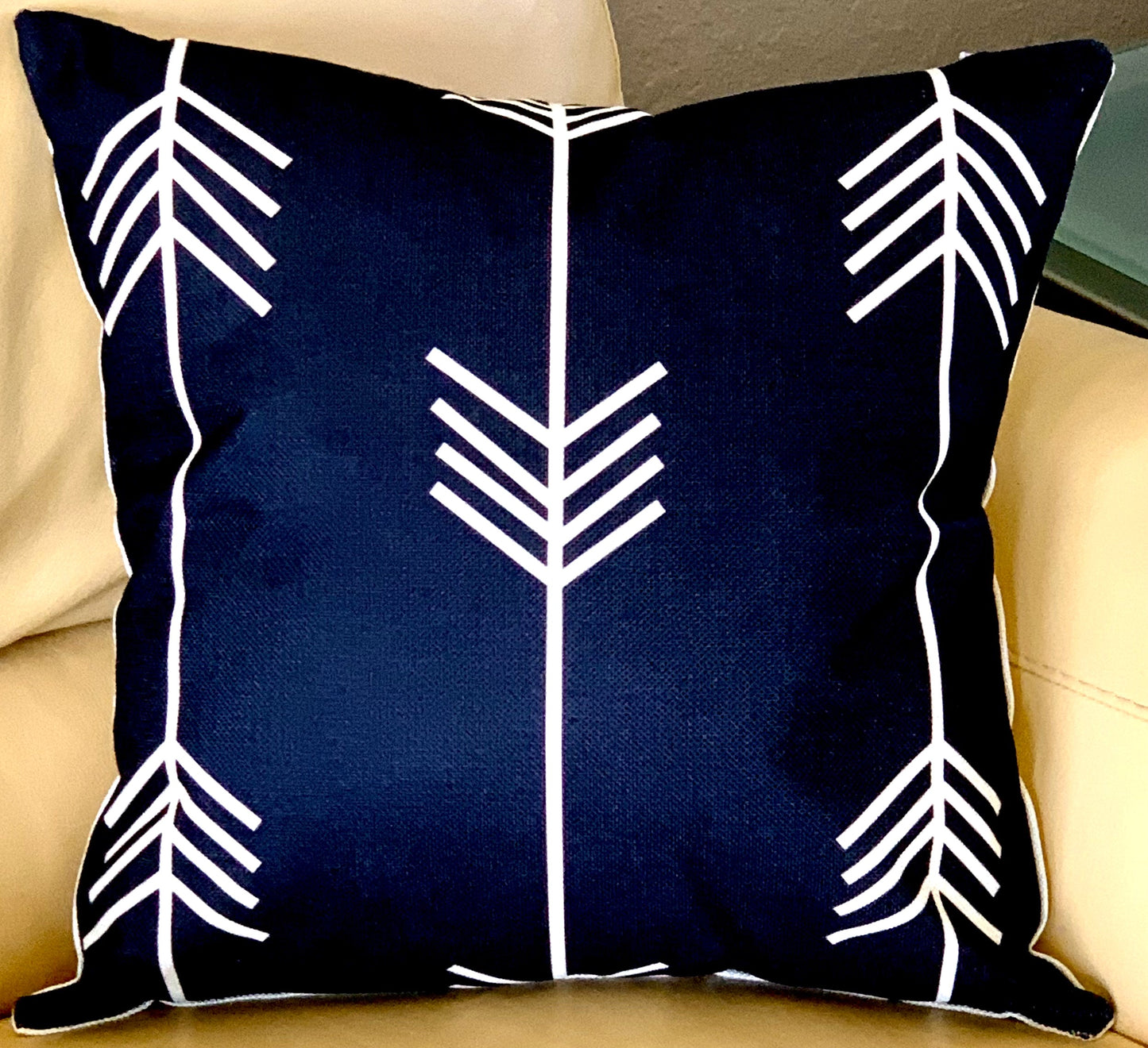 Black and White Mod Geometric Pillow Cover