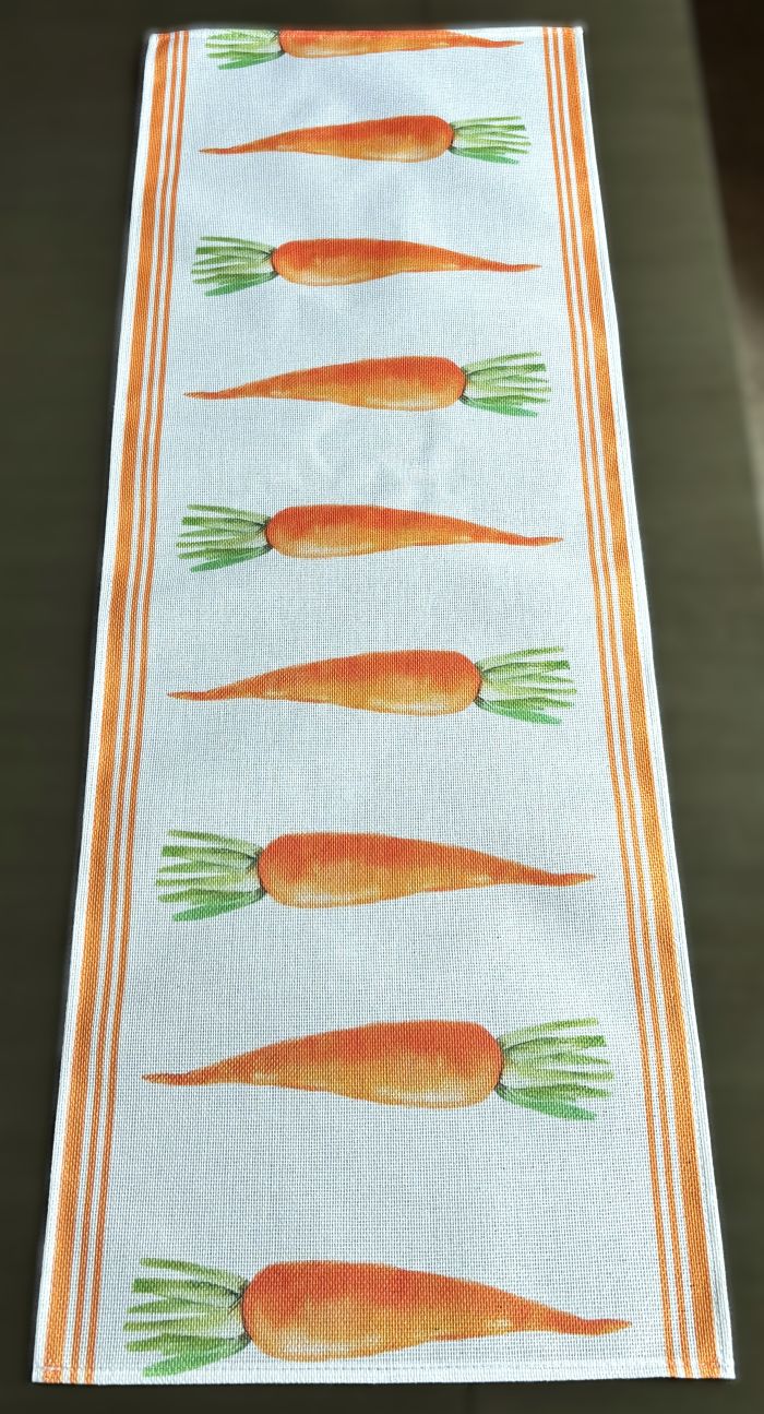 Homegrown Carrots Table Runner (2 Sizes)