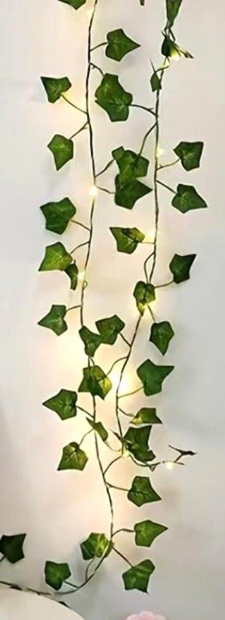 6.5' Green Ivy LED String Lighting