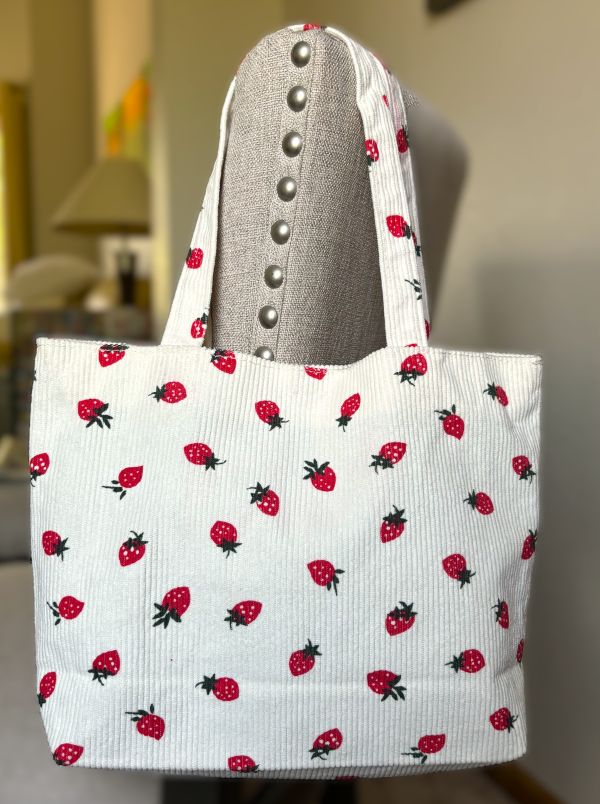 Strawberry Tote Bag (2 Colors)